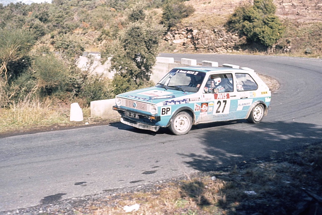 Ancienne plaque rallye du Roussillon 1983 automobile